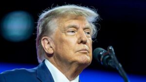 Donald Trump se dirige a Miami para histórica audiencia ante corte federal 