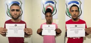Apresan tres jóvenes con presunta droga y elementos relacionados en Sánchez