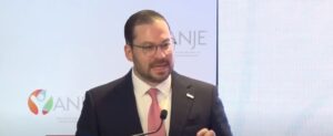 70% jóvenes demandan debate político, revela investigación