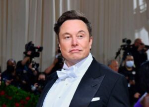 Musk tacha de 