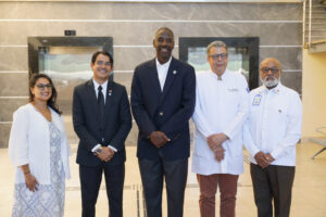 Encargado de negocios visita proyectos en Santiago y Puerto Plata