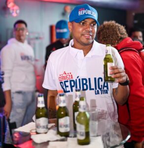 Con tan solo 20 pesos podrás ser accionista de Cerveza República, Alofoke anuncia construcción de planta en RD