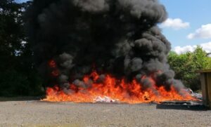 Procuraduría incinera otros 58 kilogramos de drogas 