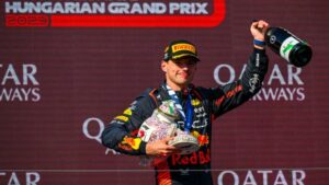 MAx Verstappen celebra ganar en Hungría.