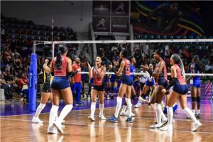 Princesas del Caribe celebran durante el duelo frente a Cuba.