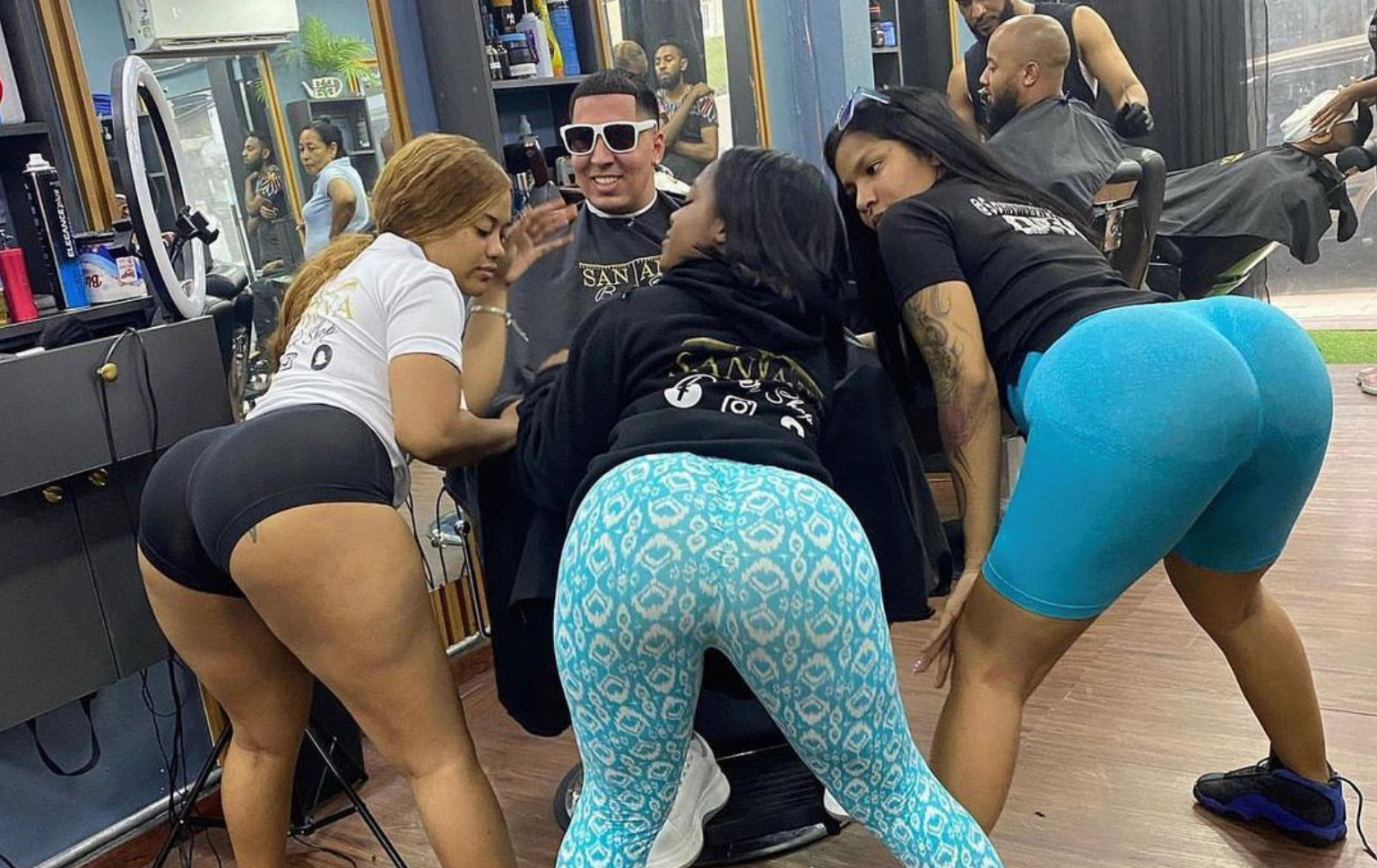Santana Barber Shop defiende que bailes están apegados a la Ley