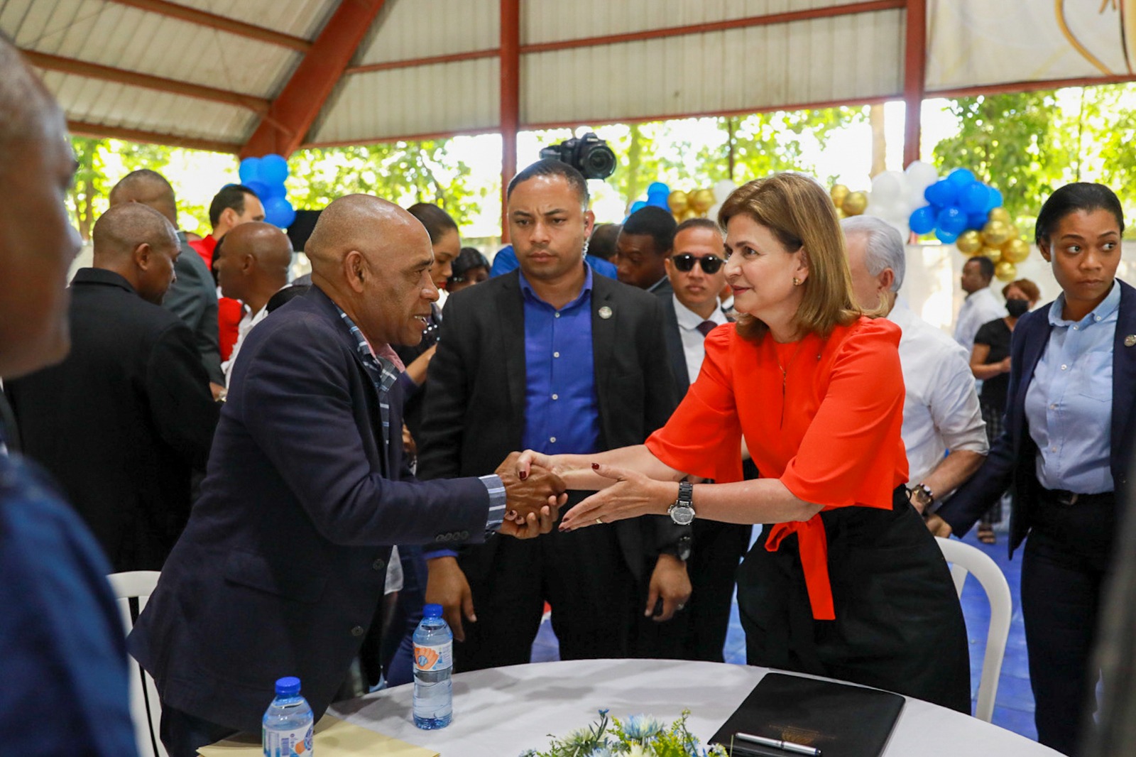 Gobierno continúa inauguraciones de obras este fin de semana
