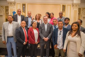 En su primer día en Bruselas, presidente Abinader agota intensa jornada de fructíferas reuniones 