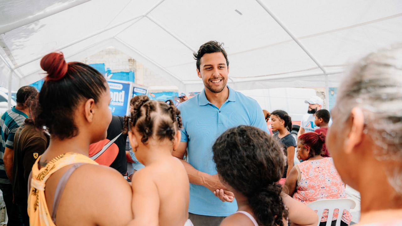 Raymond Rodríguez realiza jornadas de salud en La Agustina y Altos de Arroyo Hondo