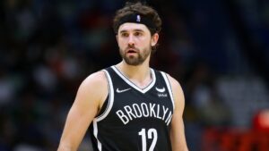 Los Nets traspasan a Detroit a Joe Harris y dos segundas rondas 