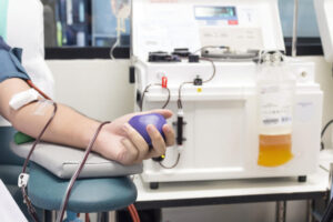 Se necesita sangre B positiva y plaquetas para joven en Ciudad Juan Bosch 