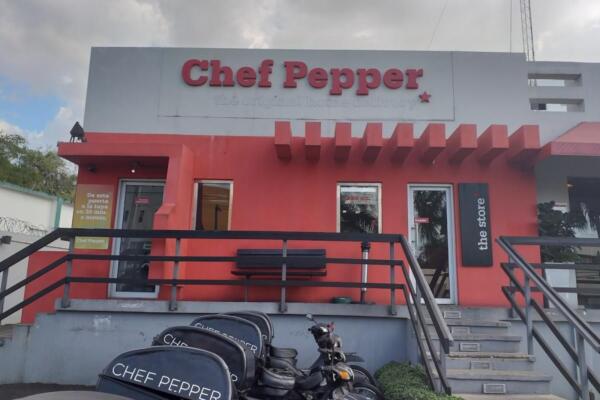 Chef Pepper se declara en quiebra; cerrará sucursales en RD