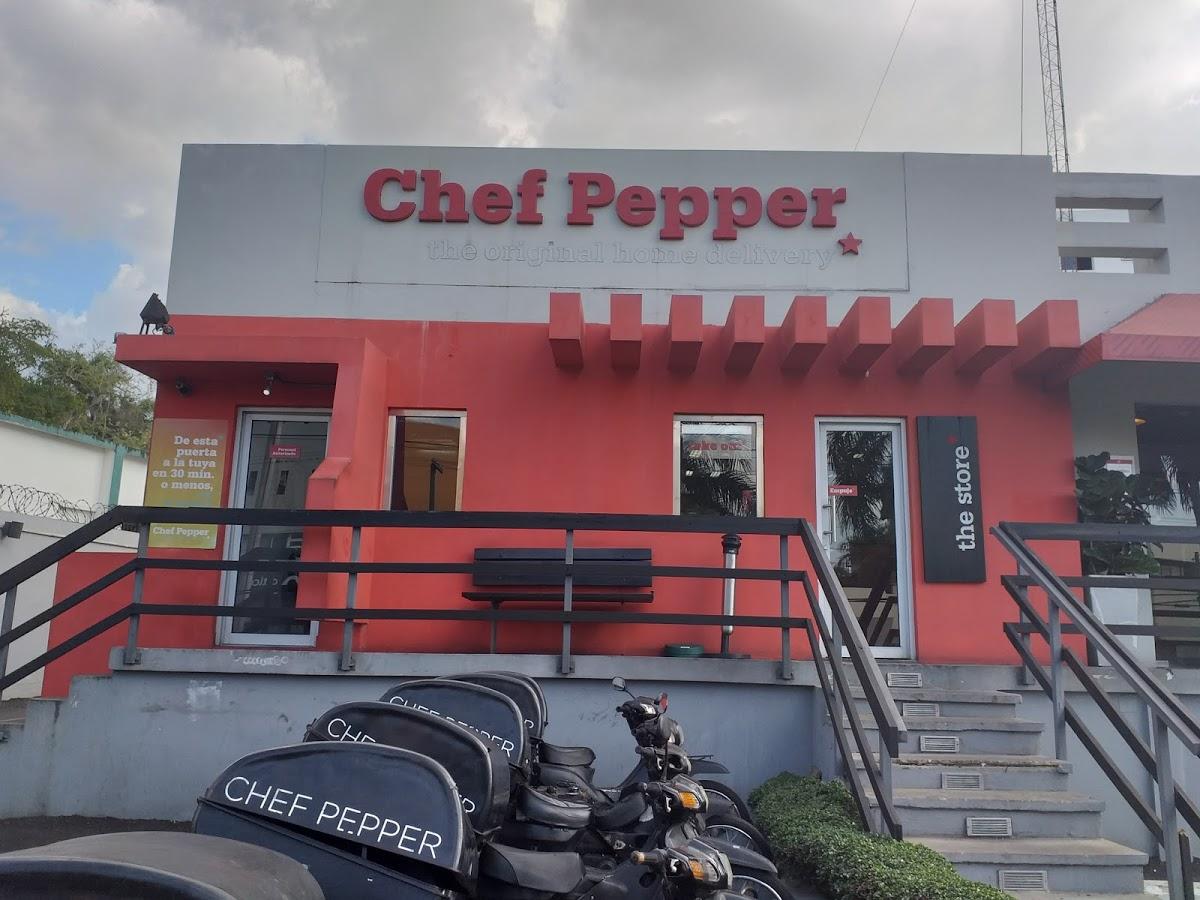 Chef Pepper se declara en quiebra; cerrará sucursales en RD