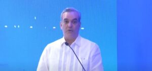 Presidente Abinader pone en funcionamiento Expediente Único Educativo 