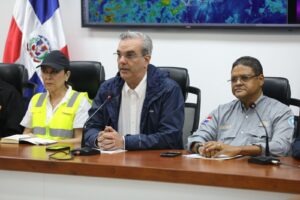 Abinader: Todas las actividades deben reestablecerse a partir de este jueves
