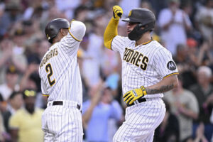 Grand slam de Gary Sánchez renueva las esperanzas de los Padres

