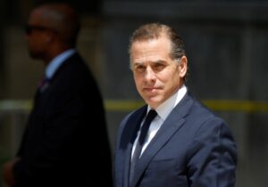 Juez desestima cargos fiscales por delitos menores de Hunter Biden