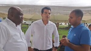 Wellington Arnaud construcción de obras hidráulicas en Monte Plata