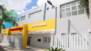 Dan pocas esperanzas de vida a paciente ingresado en hospital Juan Pablo Pina víctima de explosión