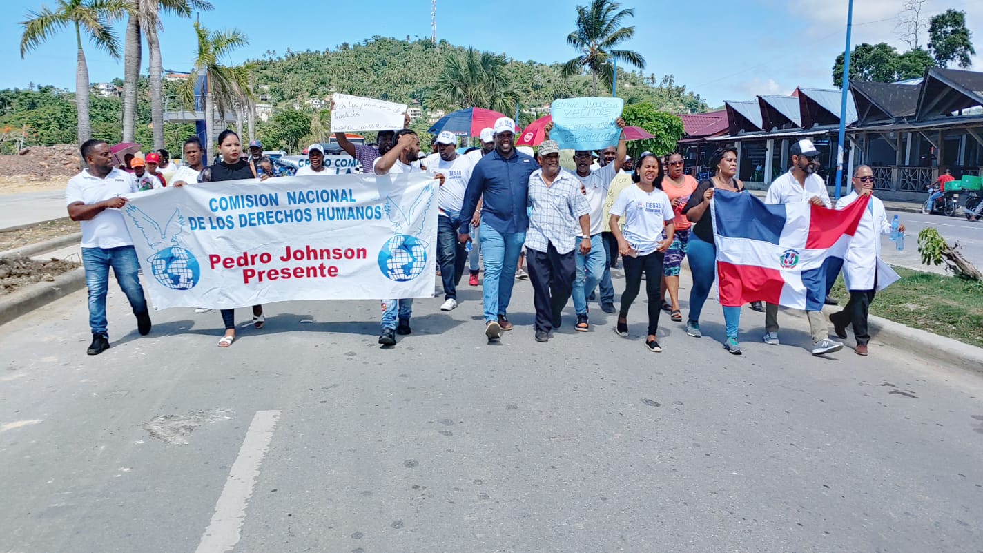 Marcha en Samaná exige terminación y equipamiento del Hospital Dr. Antonio Pou