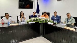 Director de la DAEH lleva el programa “Yo te escucho” hasta el municipio de Higüey
