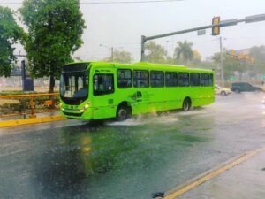 OMSA bridará servicios hasta las 8:00 P.M. por tormenta tropical Franklin