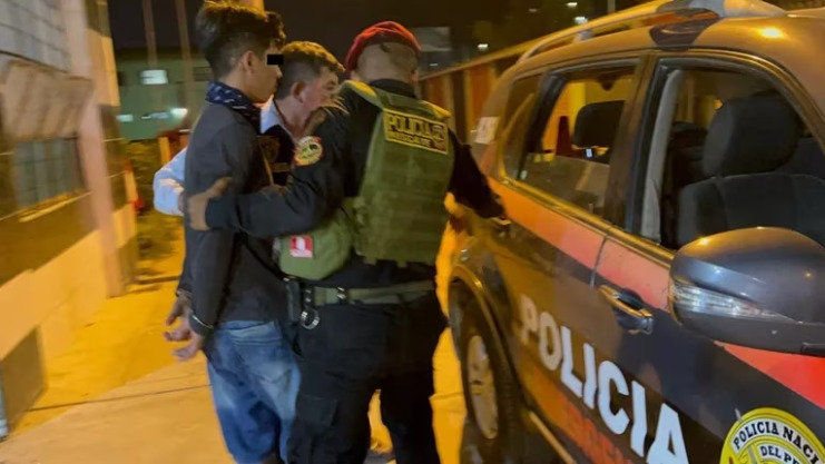 Una fuente indicó que el suceso puede estar probablemente relacionado al traslado de prisión de un cabecilla criminal conocido como “Gordo Luis” a la cárcel de máxima seguridad La Roca, situada cerca de la ciudad de Guayaquil