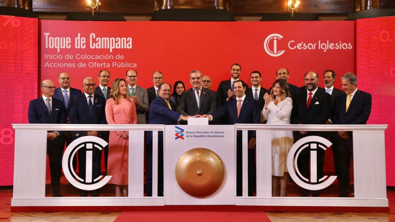 Presidente Abinader anuncia colocación de la primera oferta pública de acciones del país