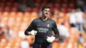 ¡Baja sensible! Courtois le dice adiós a toda la temporada con el Real Madrid tras lesión