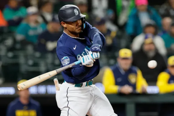 J-Rod llega a 100 empujadas y Seattle barre en Oakland