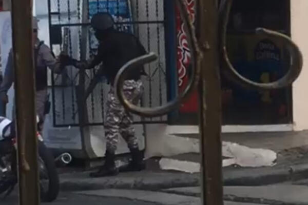 Tiroteos y tensión durante protesta en Rabo Duro, Salcedo