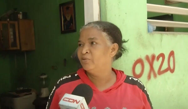 Una gran expectativa se ha generado entre los moradores de la comunidad El Dique, en Santo Domingo Este, donde las viviendas han sido marcadas para un eventual desalojo de las familias que residen a orillas del río Ozama.