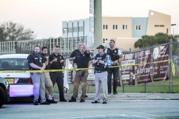 Demolerán edificio de escuela secundaria de Florida donde murieron 17 en un tiroteo