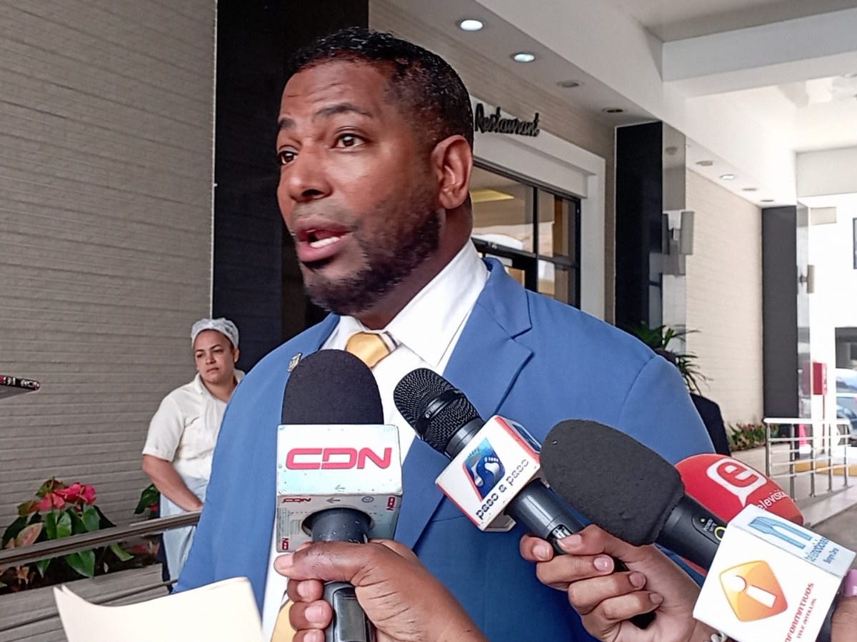 Diputado Edwin Mejía