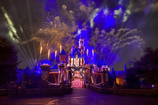 Disney planea invertir 60,000 millones de dólares para la expansión de sus parques y cruceros