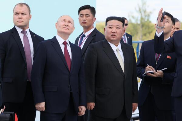 Kim dice que Corea del Norte apoya 