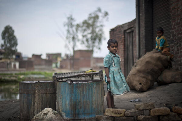Pobreza extrema afecta a 330 millones de niños, según UNICEF