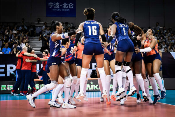 Reinas del Caribe quitan invicto a Serbia en pre olímpico de voleibol - FIVB