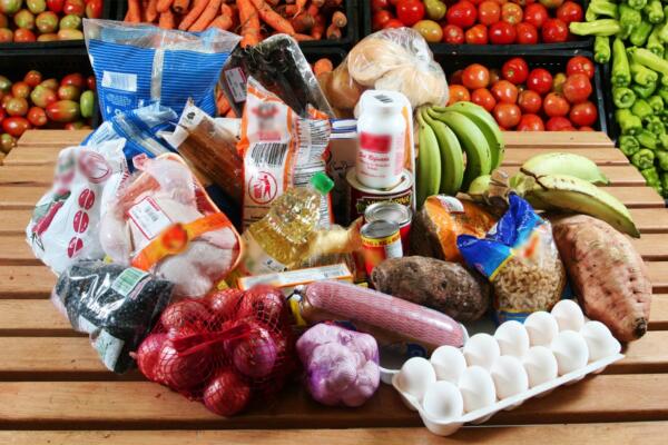 Inflación continúa afectando precios de productos.