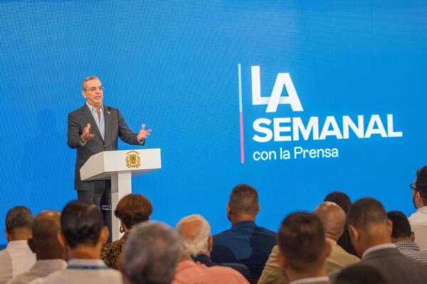 Abinader presenta avances de la transformación policial