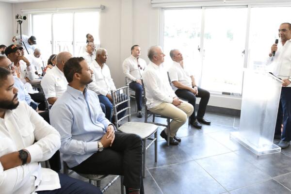 MOPC inicia certificación de empresas proveedoras que cumplan requisitos de calidad en elaboración de asfalto