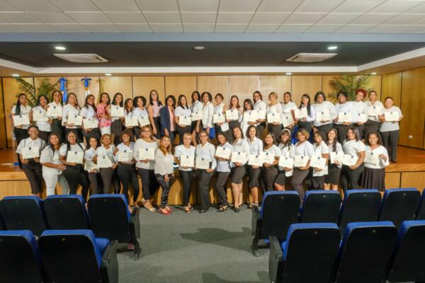 ISFODOSU imparte diplomado a 255 docentes de primaria para fortalecer la enseñanza de lectura y escritura