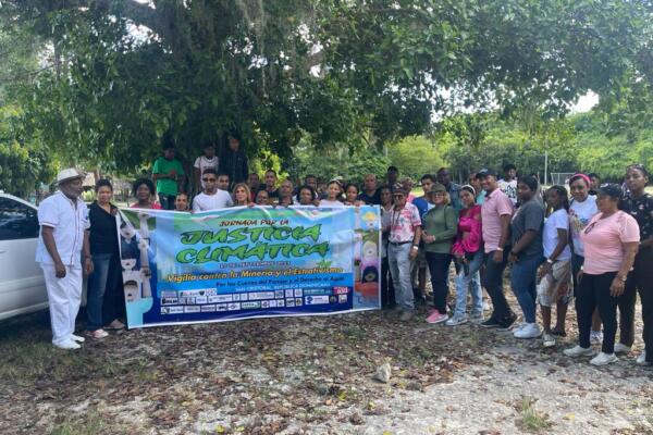 Clausuran Jornada por la Justicia climática con vigilia en las Cuevas del Pomier