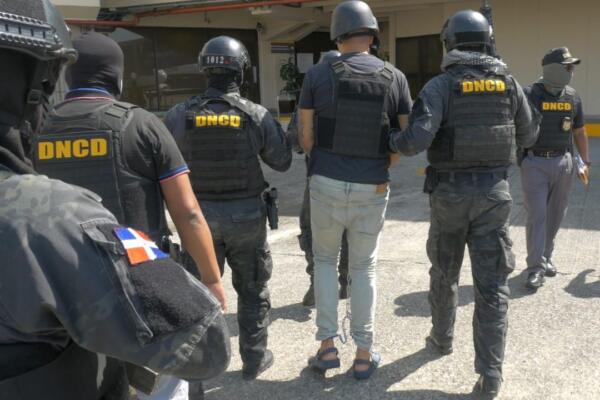 RD extradita fugitivo holandés acusado de narcotráfico y lavado de activos