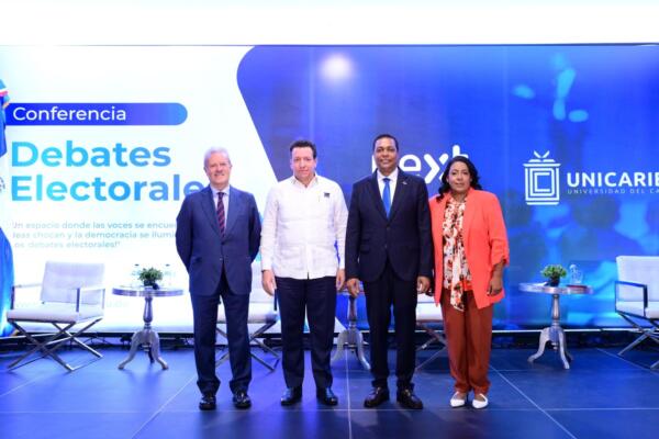 Manuel Campo Vidal, José Alejandro Aybar, Víctor Jose D’ Aza Tineo, Altagracia Tavarez: Fuente Externa