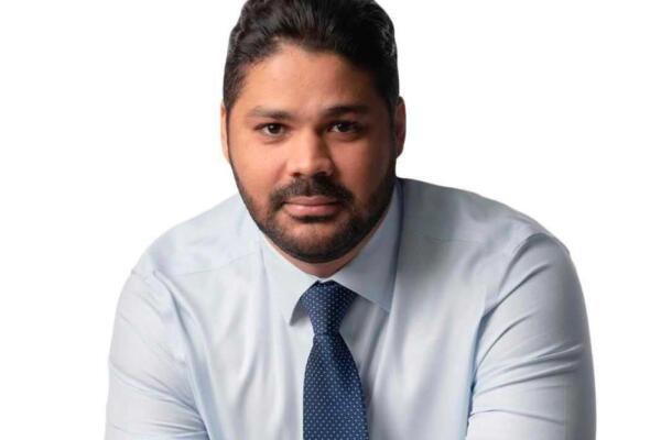 El secretario de Emprendimiento y Competitividad de la Fuerza del Pueblo, Walnesy Borquez.