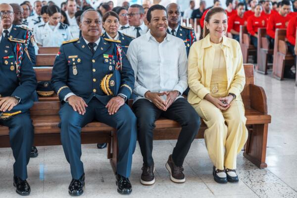 Bomberos del DN ratifican compromiso social en actos del Día de la Virgen de las Mercedes