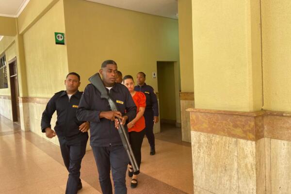 Tres meses de prisión preventiva contra dueña  agencia de viajes acusada de estafa