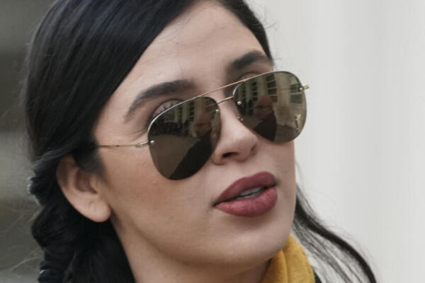 Emma Coronel, la esposa del Chapo, sale de prisión en EEUU