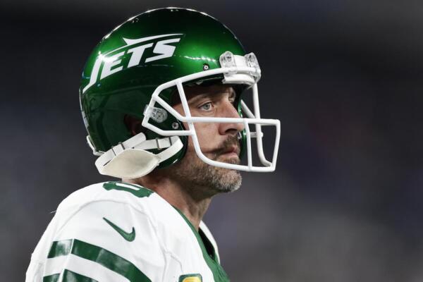 Aaron Rodgers utiliza como motivación a quienes dudan que volverá a jugar fútbol